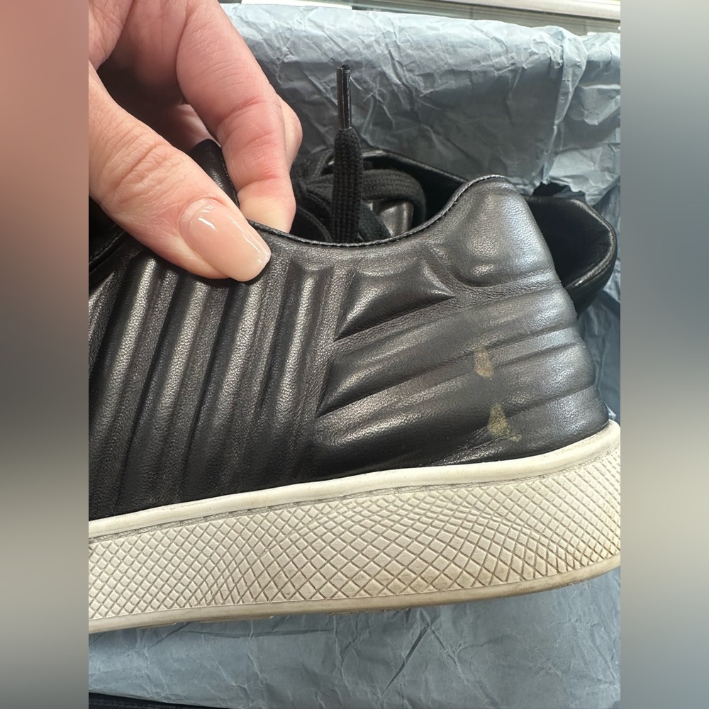Prada Sneaker - Picture 6 of 6